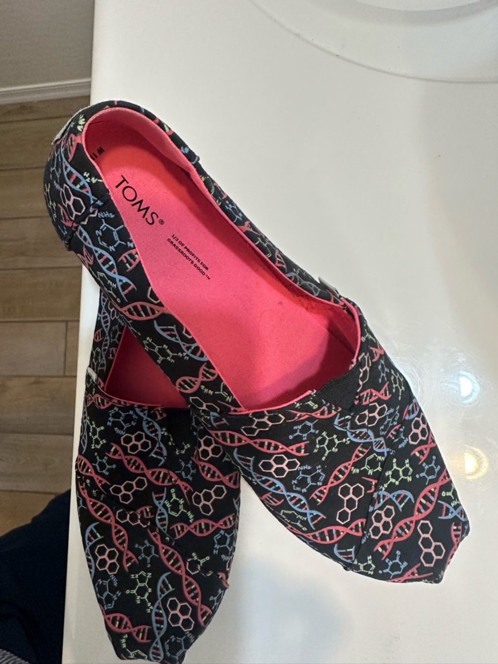 TOMS Black Canvas Slip-Ons with Pink Insole and Multicolor   new